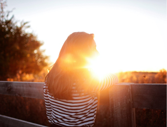 What’s That Texas Summer Sun Got To Do With Your Plastic Surgery?